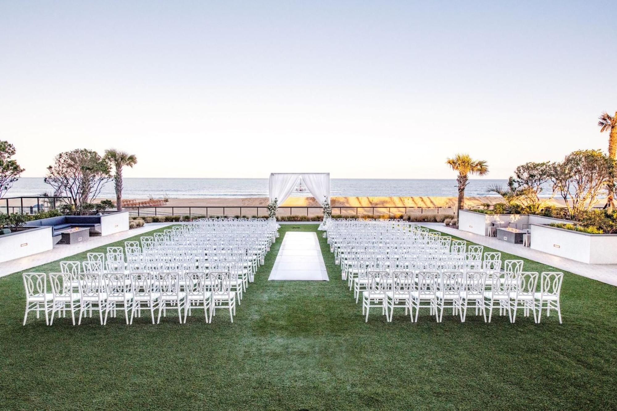 Marriott Virginia Beach Oceanfront Resort Exterior photo